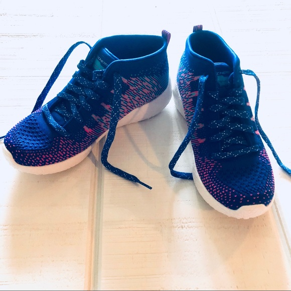 Sketcher Sneakers NWOT - Picture 1 of 8